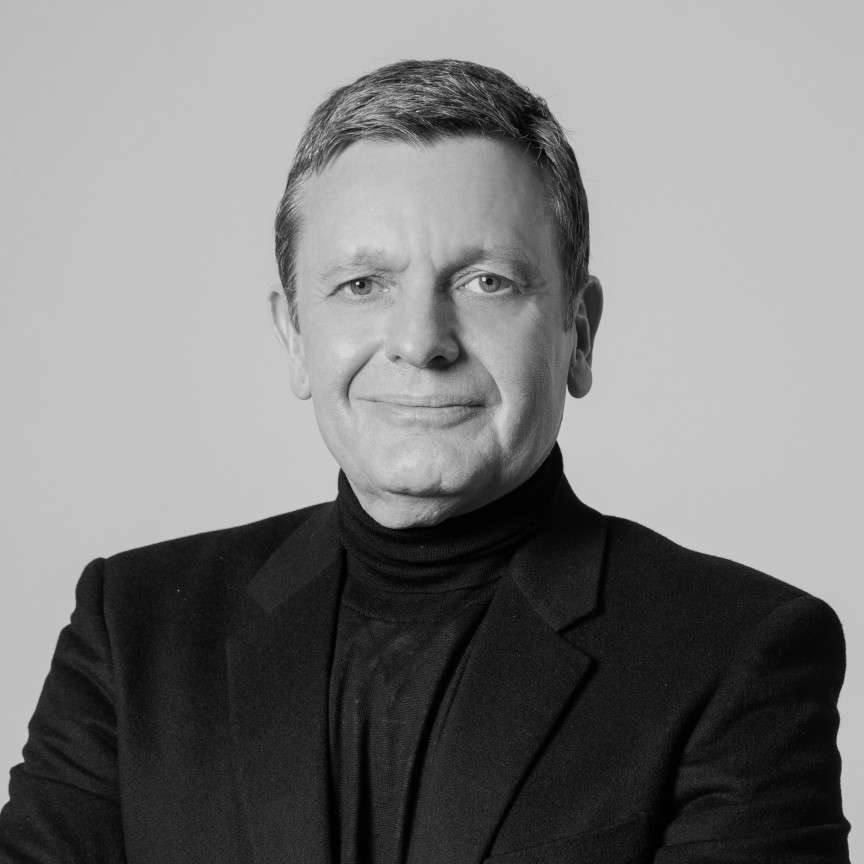 Tom Chapman Official Profile on The Marque